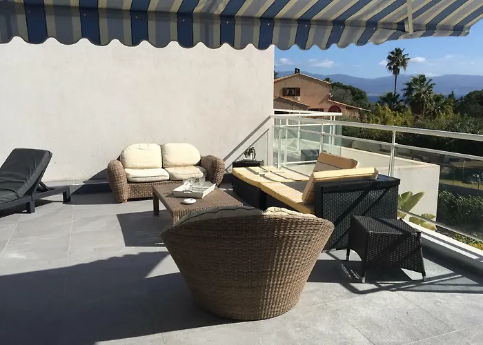 Cote * Ajaccio (Corsica)